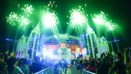 Jasa fireworks panggung, stage special effects rental, Jakarta, Bandung, Surabaya, Bali, Medan, Makassar dan seluruh Indonesia.