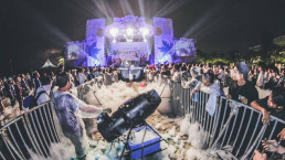 Jasa sewa alat snow fx panggung, stage special effects rental, Jakarta, Bandung, Surabaya, Bali, Medan, Makassar dan seluruh Indonesia.